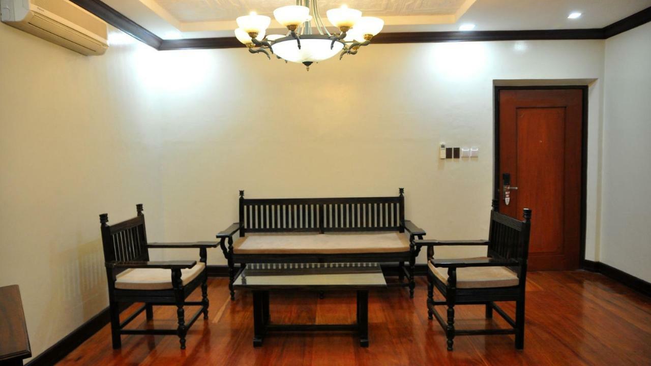 Vigan Plaza Hotel Extérieur photo